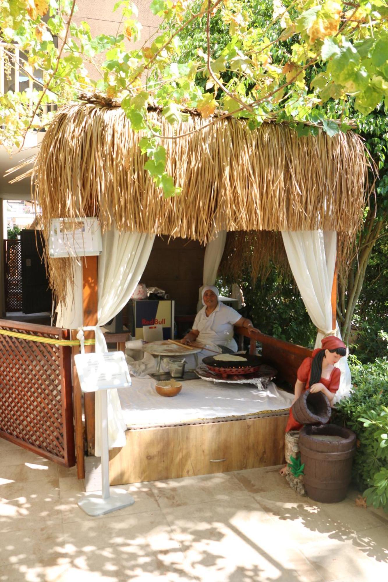 Ambassador Hotel & Spa อันตัลยา ภายนอก รูปภาพ
