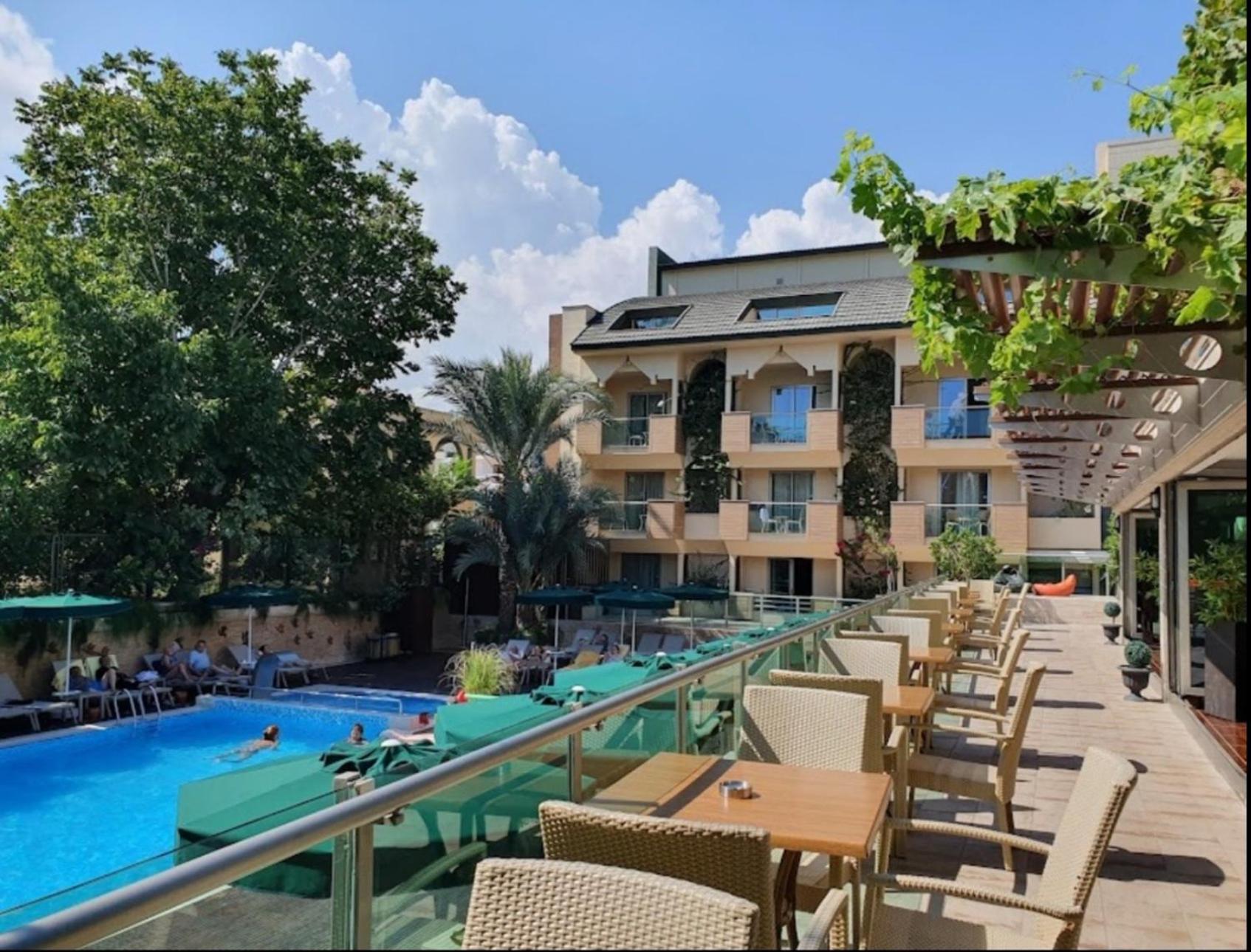 Ambassador Hotel & Spa อันตัลยา ภายนอก รูปภาพ